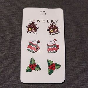 Light weight Christmas earrings